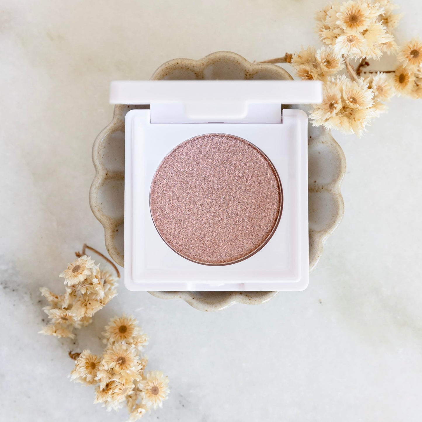 Seraphine Botanicals Daisy + Pearl - Natural Radiance Booster