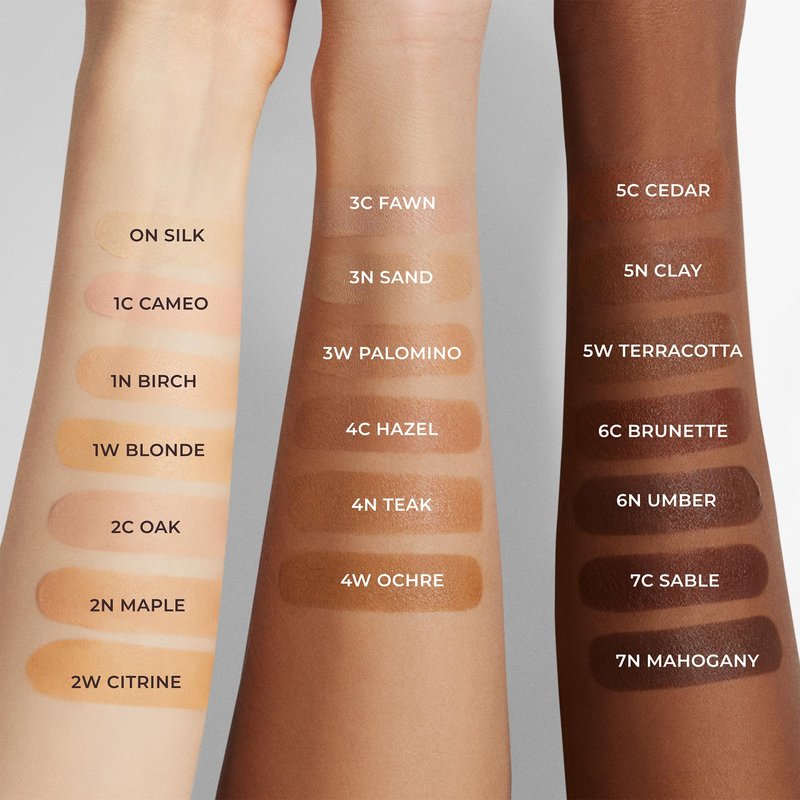 Laura Mercier Tinted Moisturizer Blurred Matte with SPF 30: 24HR+ Shine Control and Blurring, Long Lasting, Sheer to Light, Buildable Coverage, Blurs the Look of Pores, Skin Tint, 2C Oak