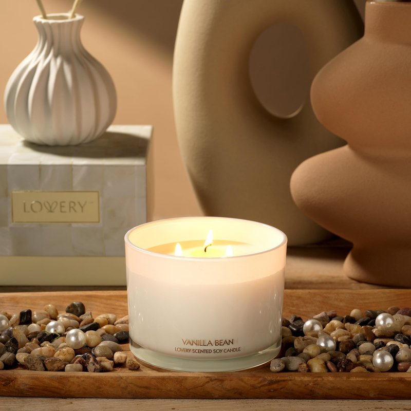 Birthday Gift for Her, 3 Wick Vanilla Candles, Gifts for Mom, Large Scented Candle, Soy Candles Gifts for Women, Stress Relief Candle Jar 50 Hours Burning Time Natural Wax Relaxing Aromatherapy