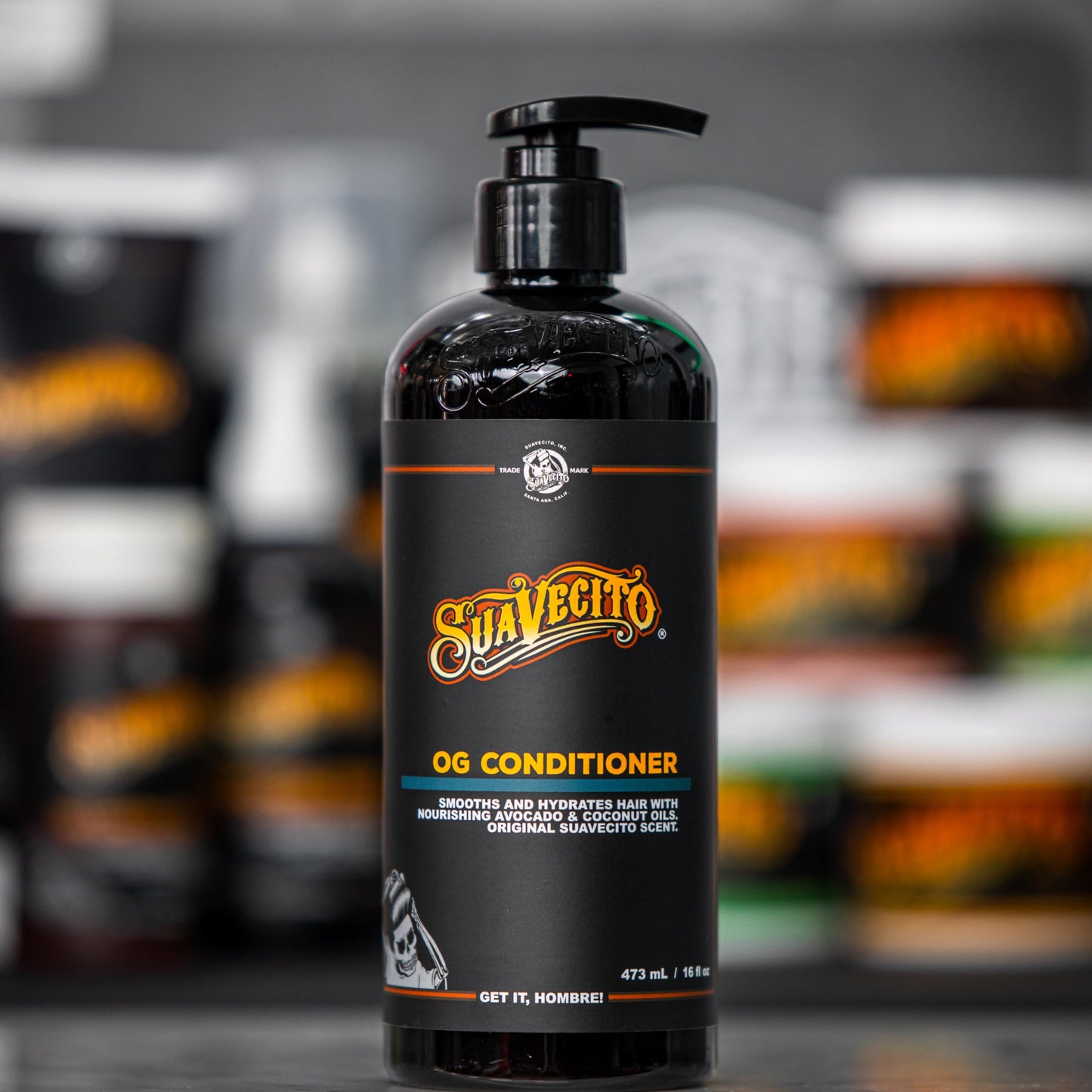 Suavecito OG Conditioner 16 oz Pump Bottle - Original Scent - Smooths & Hydrates, Nourishes & Moisturizes with Avocado and Coconut Oils - Repairs Dry Damaged Har - For All Hair Types, Sulfate Free