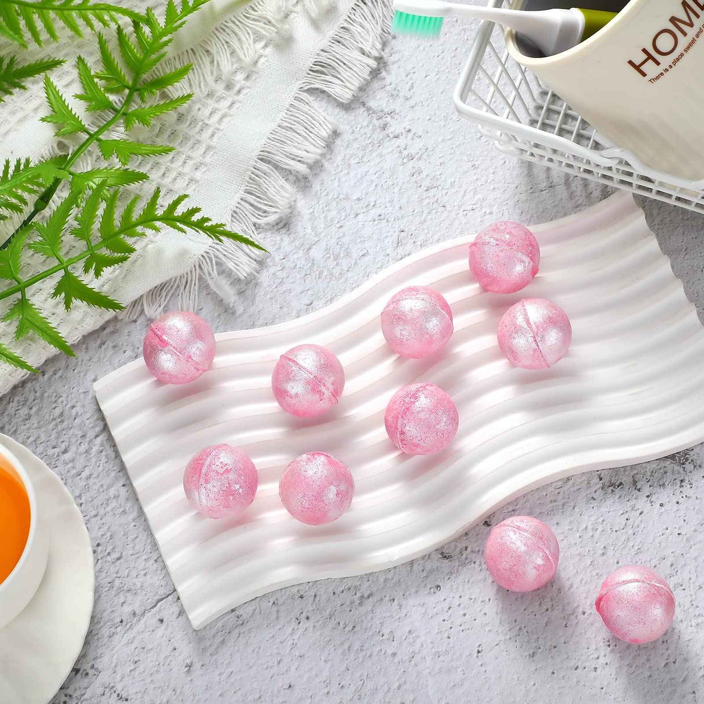 Demissle 20 Pcs 0.53 oz Bath Bombs Bath Fizzies Mini Bath Balls for Women Relaxing Refreshing Bath Bombs Gift Set with Glitter for Bubble Spa(Pink)