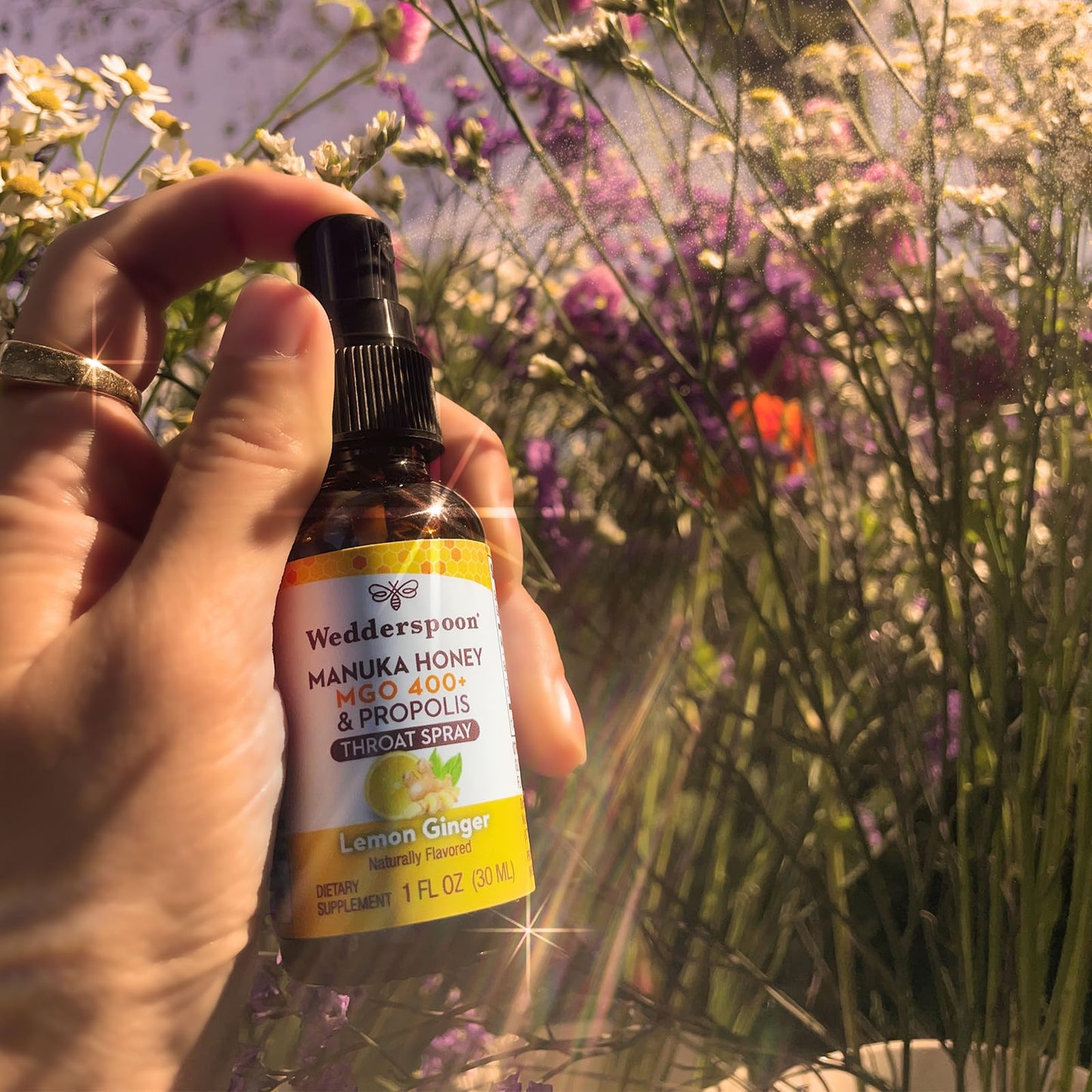 Wedderspoon Propolis & Manuka Honey Throat Spray, Lemon & Ginger, 1 fl oz | Sore Throat Relief & Immune Support | Natural Soothing Wellness