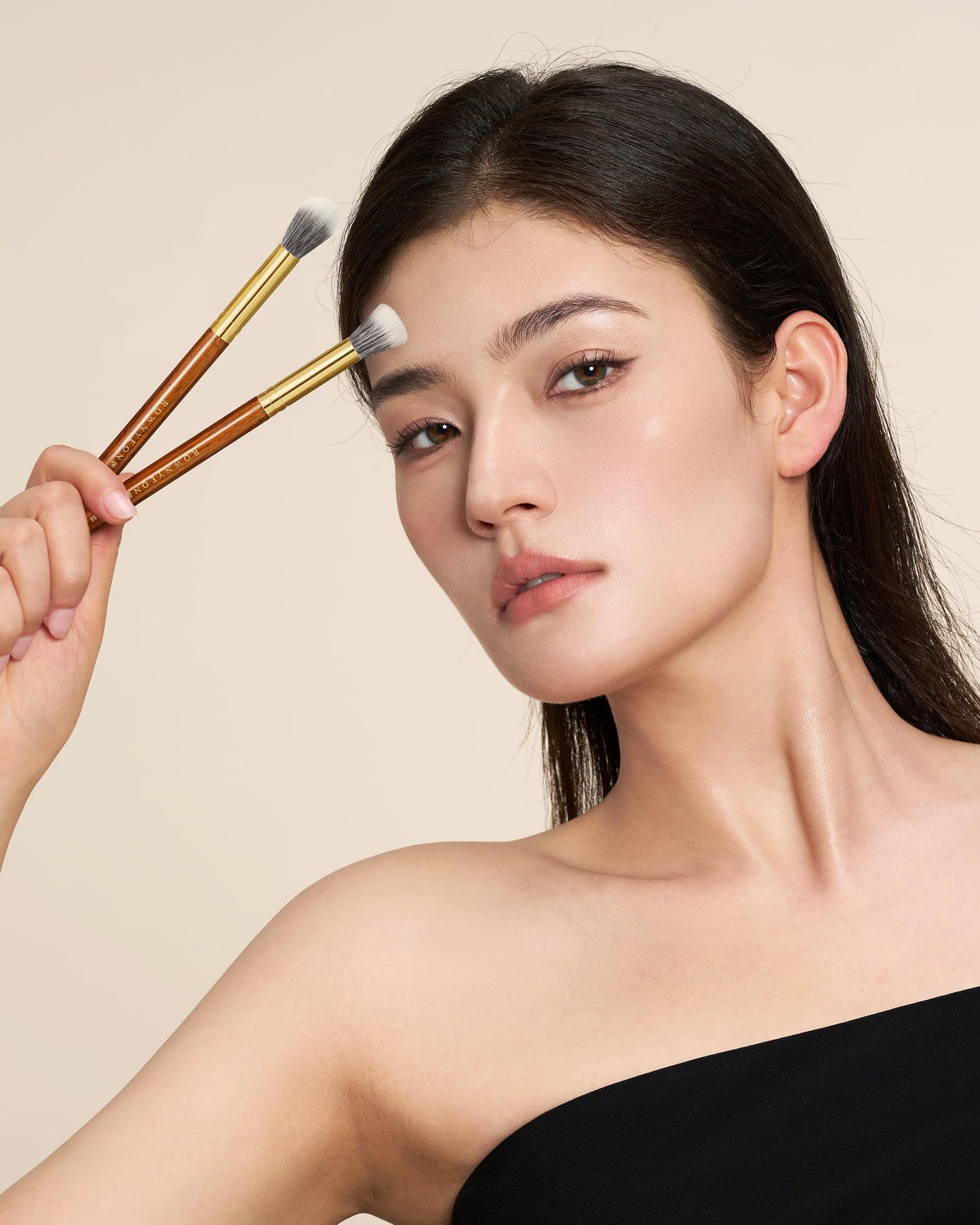 Desert Oak Series Powder Cheek Duo Brush Set - CM 188 Blush Brush & CM 189 Highlighter Brush of Goat Hair for a Soft-Focus Glow, Bubinga Handle