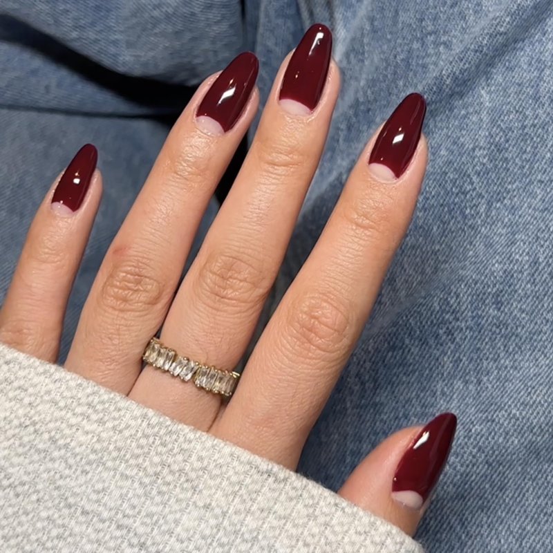DND DC Gel Polish Set, Red Collection, UV/LED Gel Polish and Air Dry Nail Lacquer, Matching Chip-Free Polish Duo, 062 Strawberry Wine, 0.5 Fl Oz