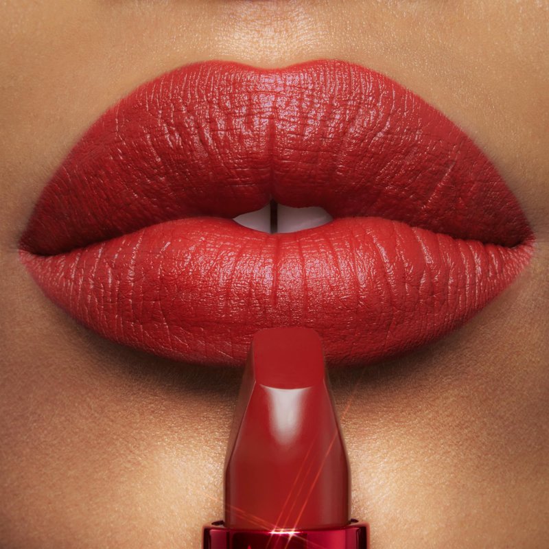 Charlotte Tilbury Matte Revolution Lipstick - Long Lasting, Matte Lipstick with Buildable Color & Lip-Loving Ingredients - Creamy, Easy to Blend Formula - Mark Of A Kiss
