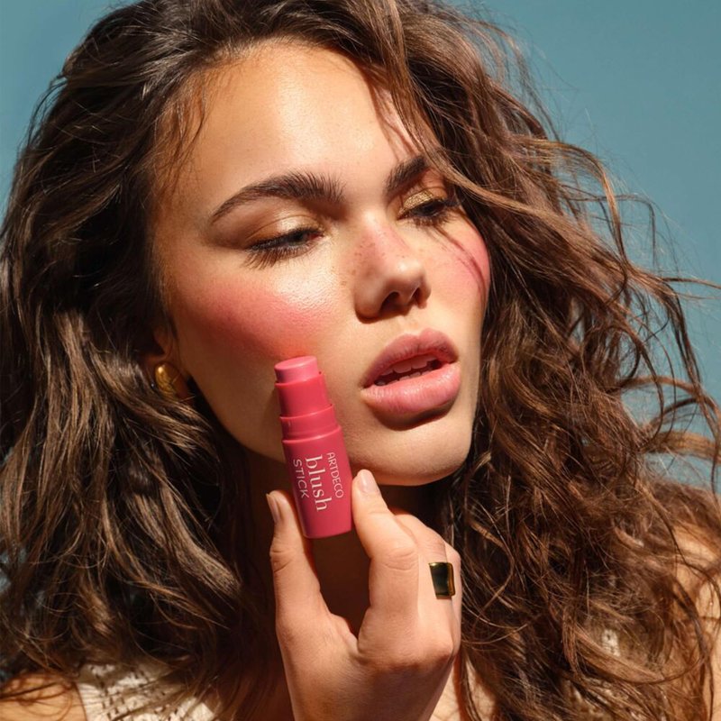 ARTDECO Blush Stick Hollywood – Cream Blush with Buildable Color – Easy to Blend Makeup Stick for a Fresh & Natural Finish – Vegan & Cruelty Free – 0.17 oz