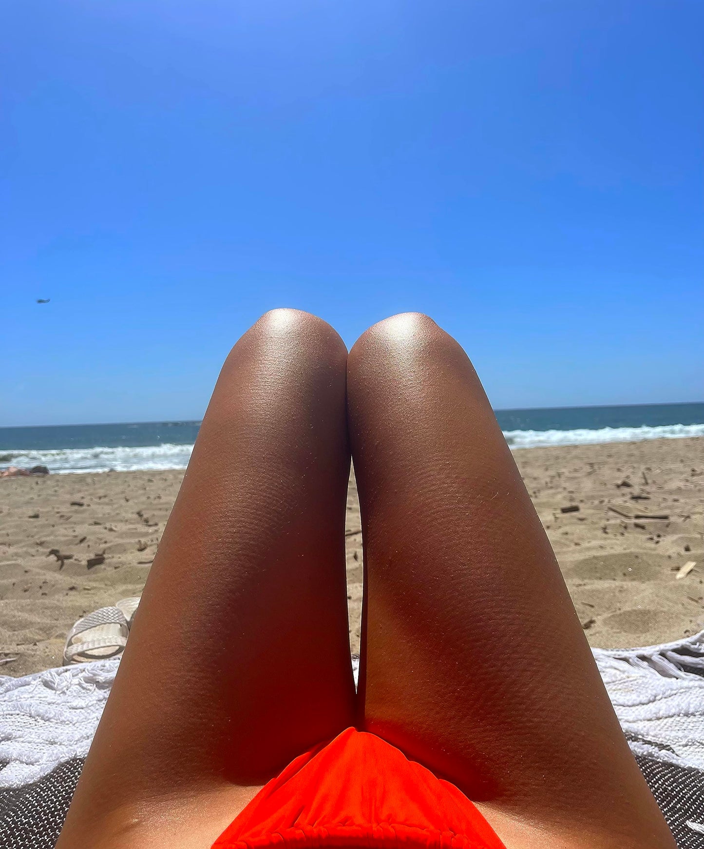OroCarrot Maximum Brown Tanning Gel: Added Peptide, Carrot & Olive Oil (MANGO)