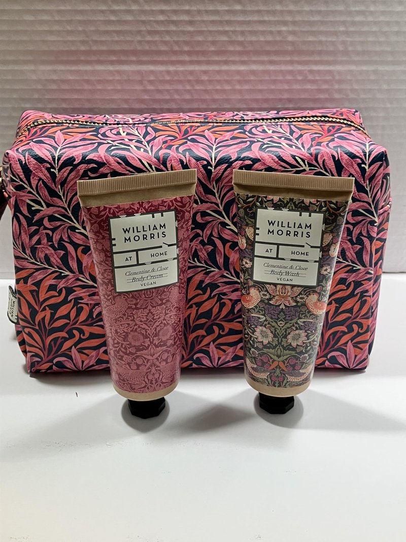 Heathcote & Ivory William Morris Clementine & Clove Body Travel Set Bag Wash & Cream