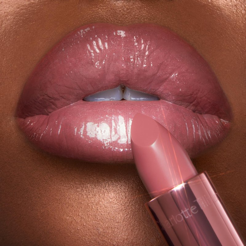 Charlotte Tilbury K.I.S.S.I.N.G Lipstick - Moisturizing & Hydrating Lipstick with Light-Diffusing Pigments for a Luminous Finish & Fuller-Looking Lips - Icon Baby