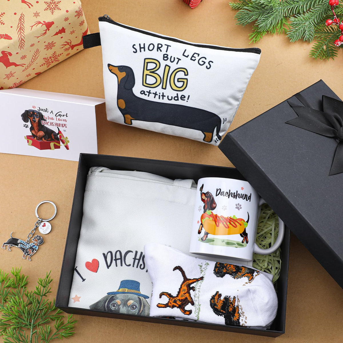 Didaey 7 Pcs Christmas Dachshund Gift Sets for Women Include Weiner Dog Keychain Cosmetic Bag Socks Mug Tote Bag Cards with Gift Box for Christmas Dachshund Lovers Gifts