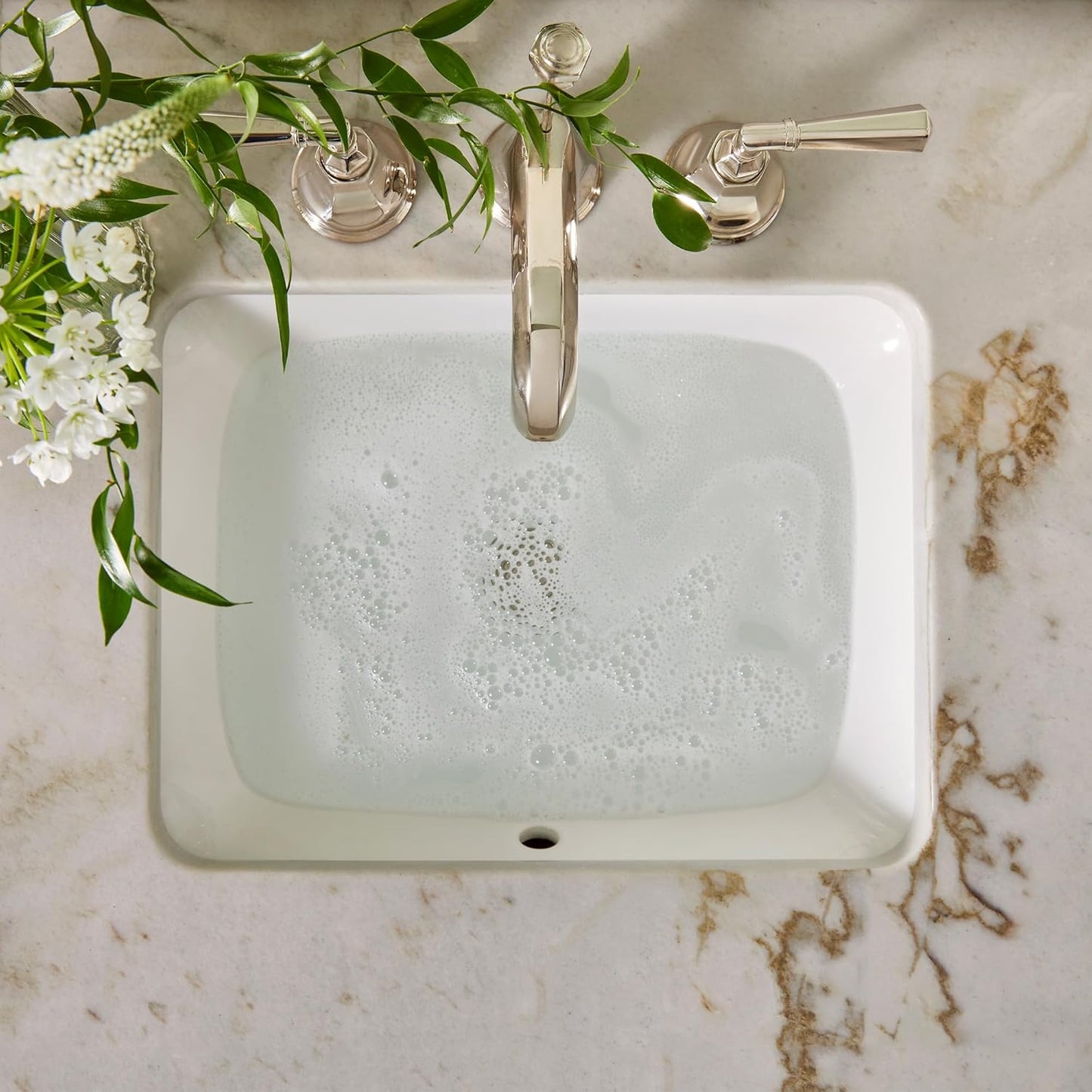 Thymes Lavender Hand Wash - Hydrating Liquid Soap with Calming Scent | 15 Fl Oz