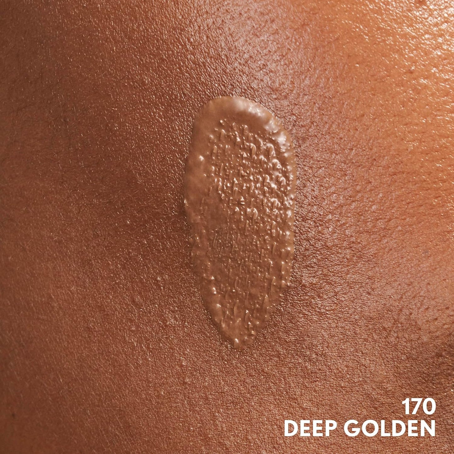 COVERGIRL Clean Invisible Foundation Makeup, Dewy & Glowy Finish, Buildable Coverage, Skin-Like Smooth Look, Vegan, Creamy Natural, 1oz