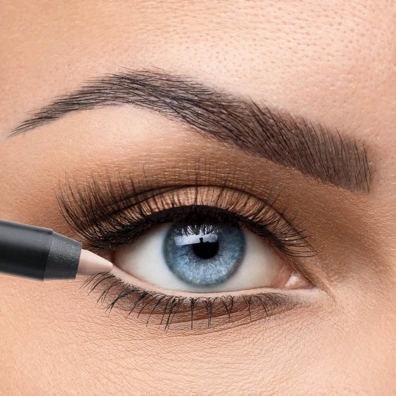 Nude Waterline Eyeliner Pencil - Longwear & Waterproof Creamy Formula for Bright Eyes