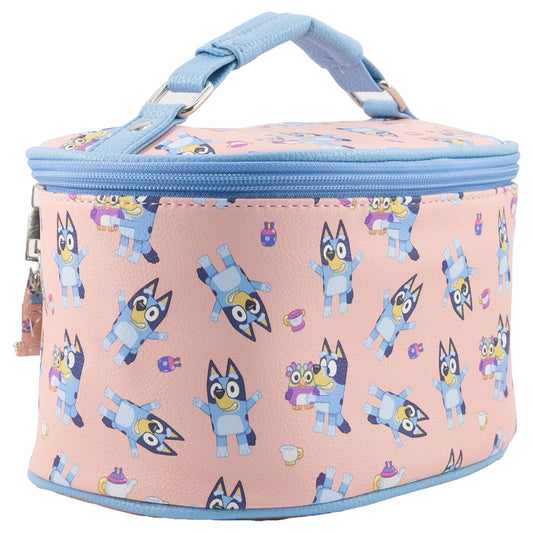 Strawberry Shortcake Makeup Bag – Makeup Organizer, Travel Toiletry Bag for Women & Girls | Cute Cosmetic Bag, Train Case for Kids, Travel Bag, Toiletry Bag for Women, Make up Storage | Ages 3+