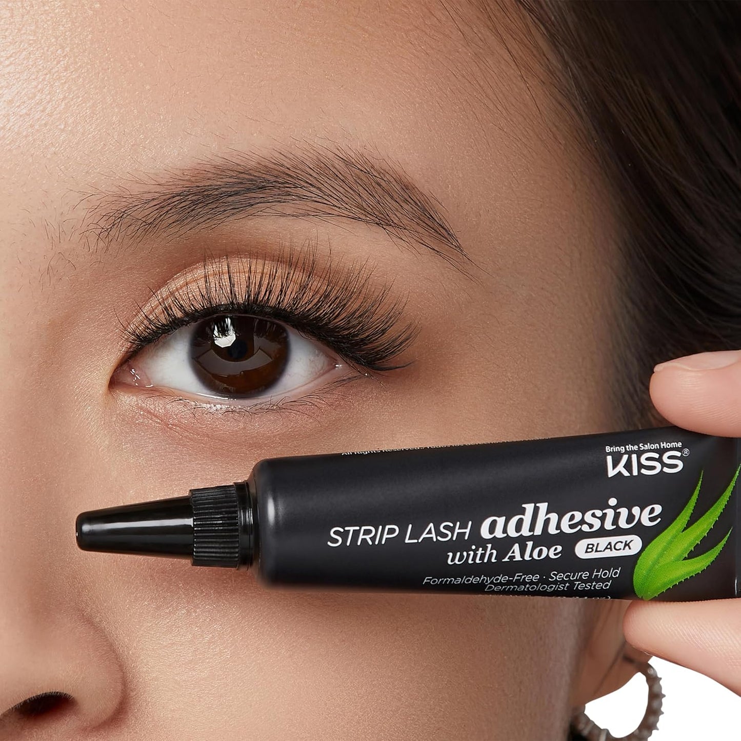 KISS Black Strip Lash Adhesive with Aloe, Dermatologist Tested, Formaldehyde Free, Non-Irritant, Contact Lens Friendly, Secure Hold, Contains Latex, with Control Nozzle Tip, 0.24 Ounce