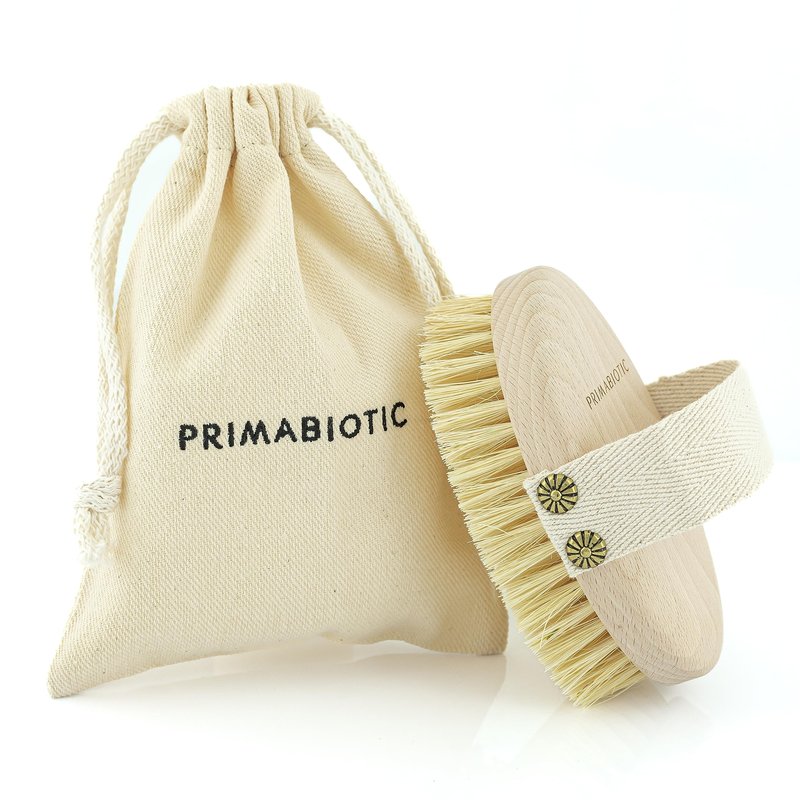 Primabiotic Body Massage Brush with Pouch – Eco-Friendly Product from Europe – Beech Wood & Agave Fibers – Oval Handle with Cotton Strap – Ideal for Dry Massage and Cellulite Reduction