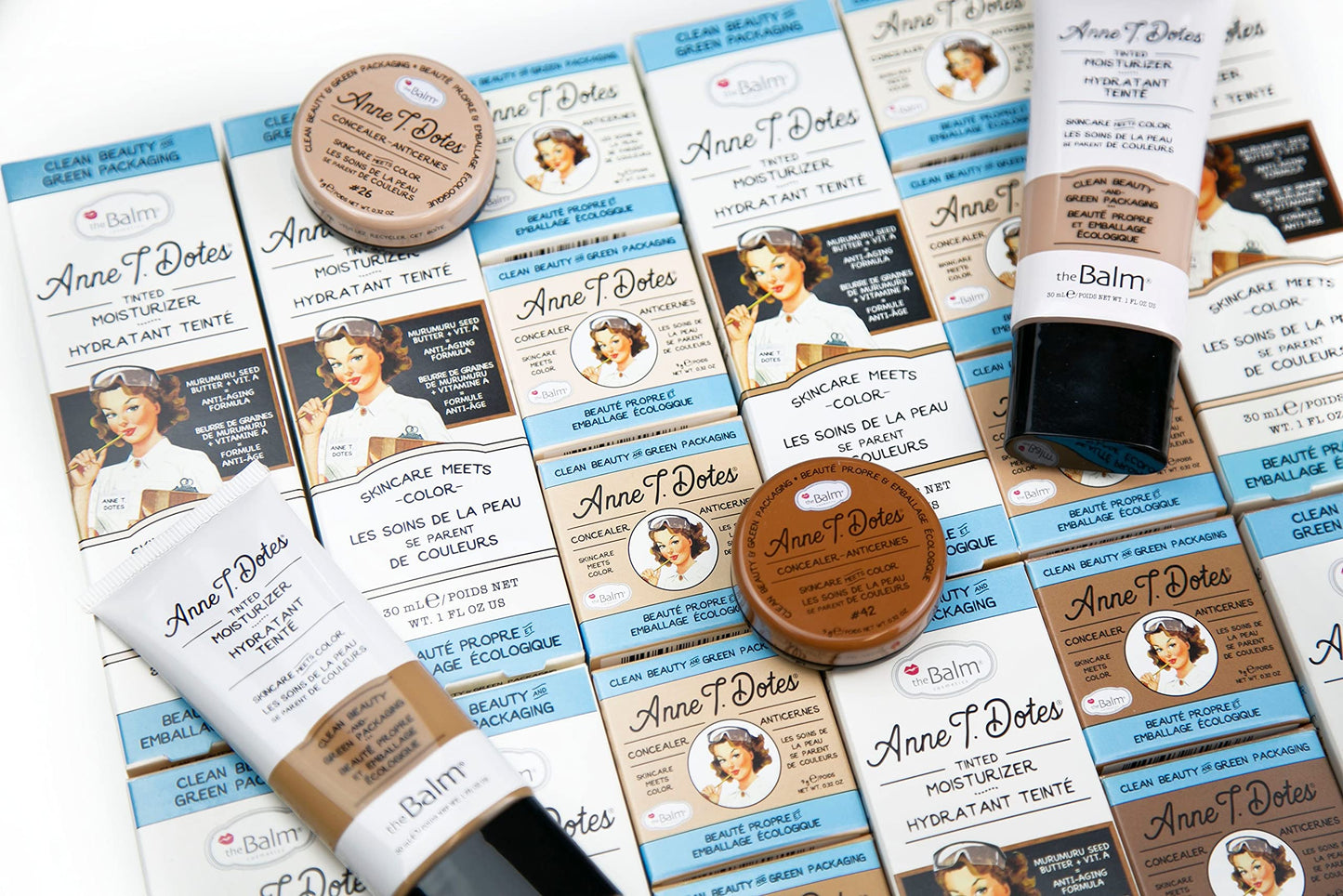 Anne T. Dotes Tinted Moisturizer #30 - Medium to Tan
