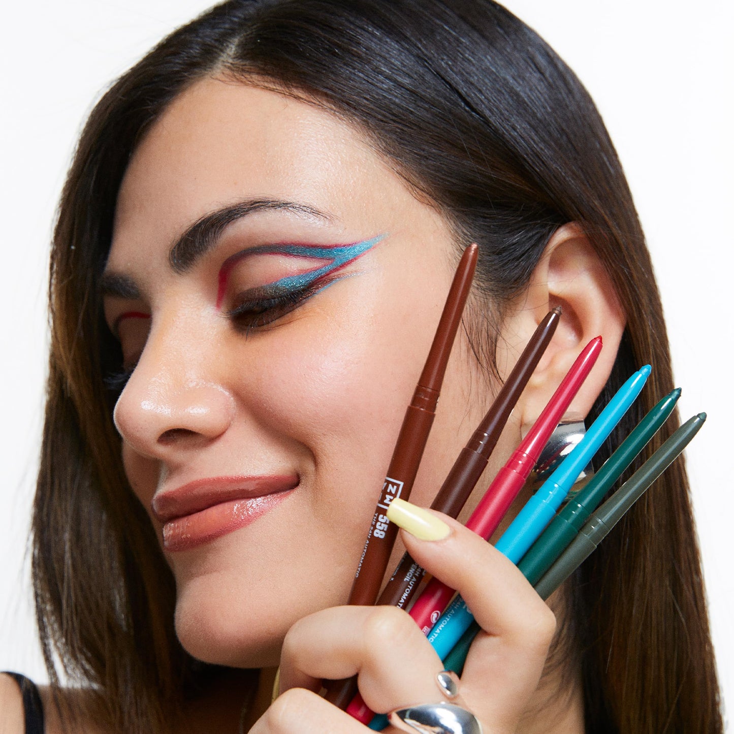 3INA The 24H Automatic Eye Pencil - Highly Pigmented Eyeliner Pencil - 24-Hour Wear Eye Makeup - Retractable with Built-In Sharpener - 759-0.011 oz