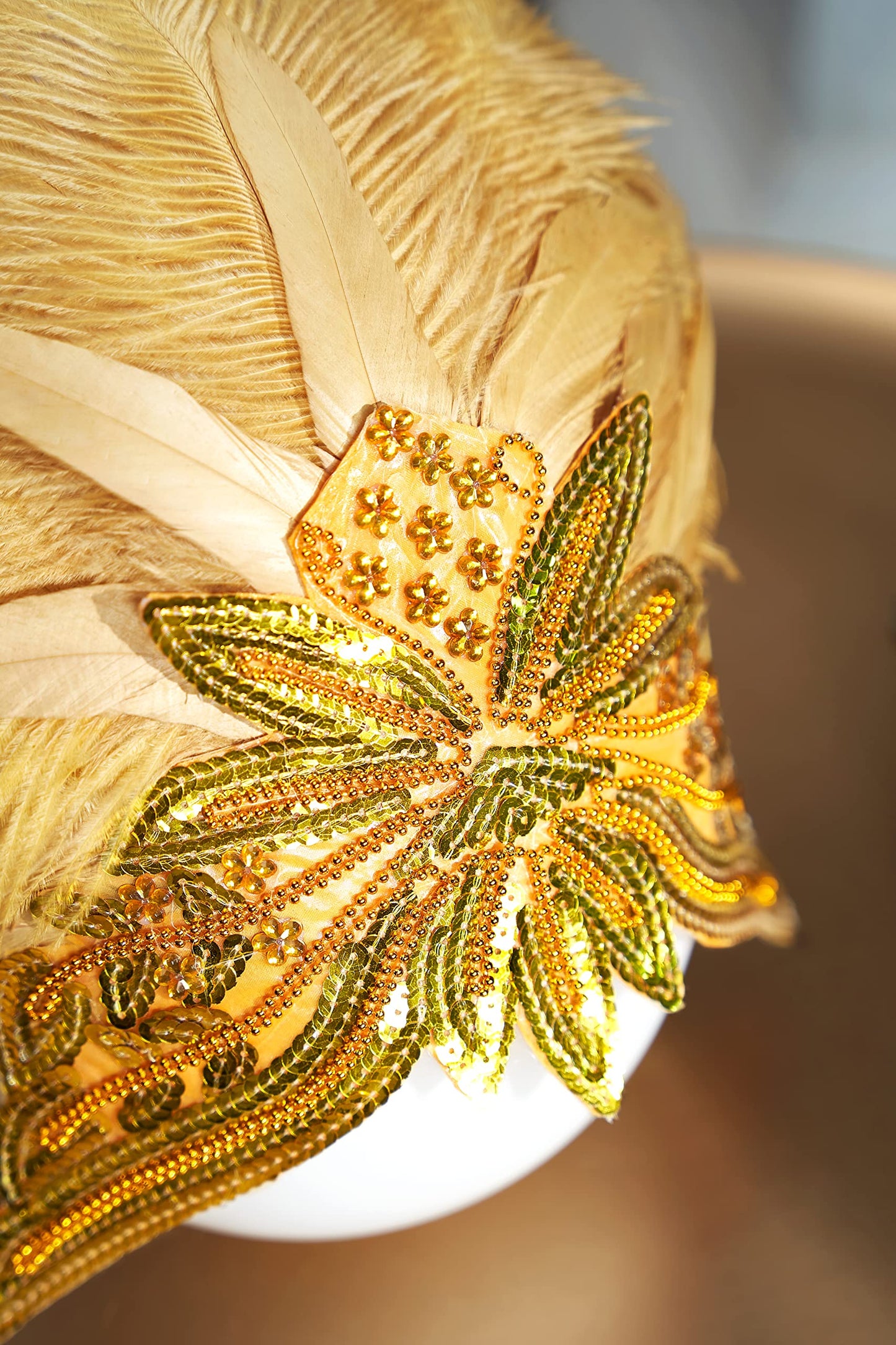 BABEYOND Carnival Feather Headpiece Showgirl Pageant Headband Women's 1920s Flapper Headband (Gold)