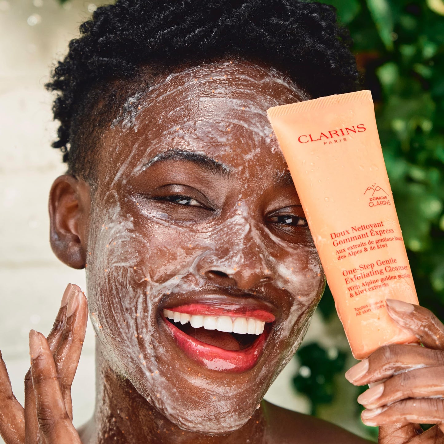 Clarins Hydrating Toning Lotion and One-Step Gentle Exfoliating Cleanser Bundle