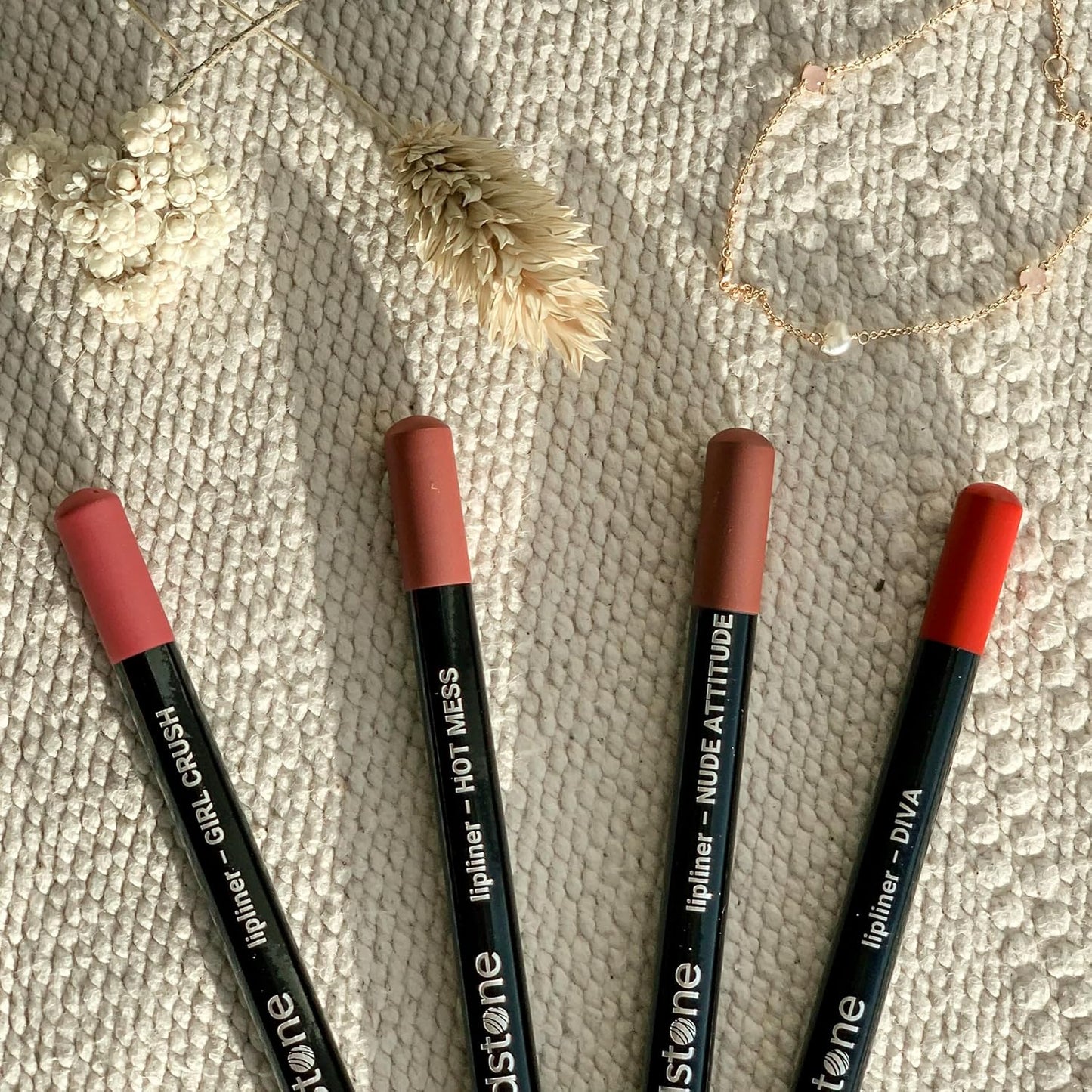 Sandstone Hypoallergenic Lip Liner Pencil | Smooth, Long-Lasting, Vegan Formula – Classic Nude for Sensitive Lips