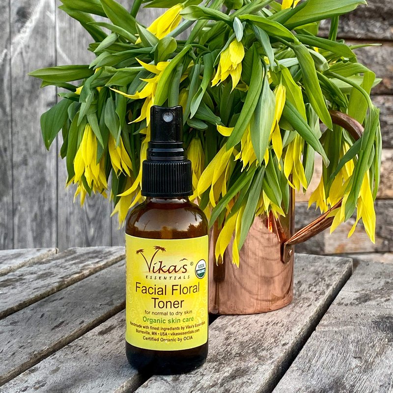 Vika's Essentials Certified Organic Facial Floral Toner for Dry Skin