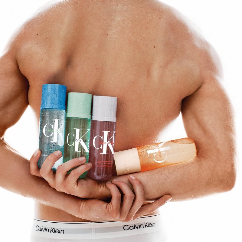 Calvin Klein CK Sheer Peach Hair & Body Mist – Fruity Unisex Perfume – With Notes of Peach Nectar Accord, Waterlilies, & Musk