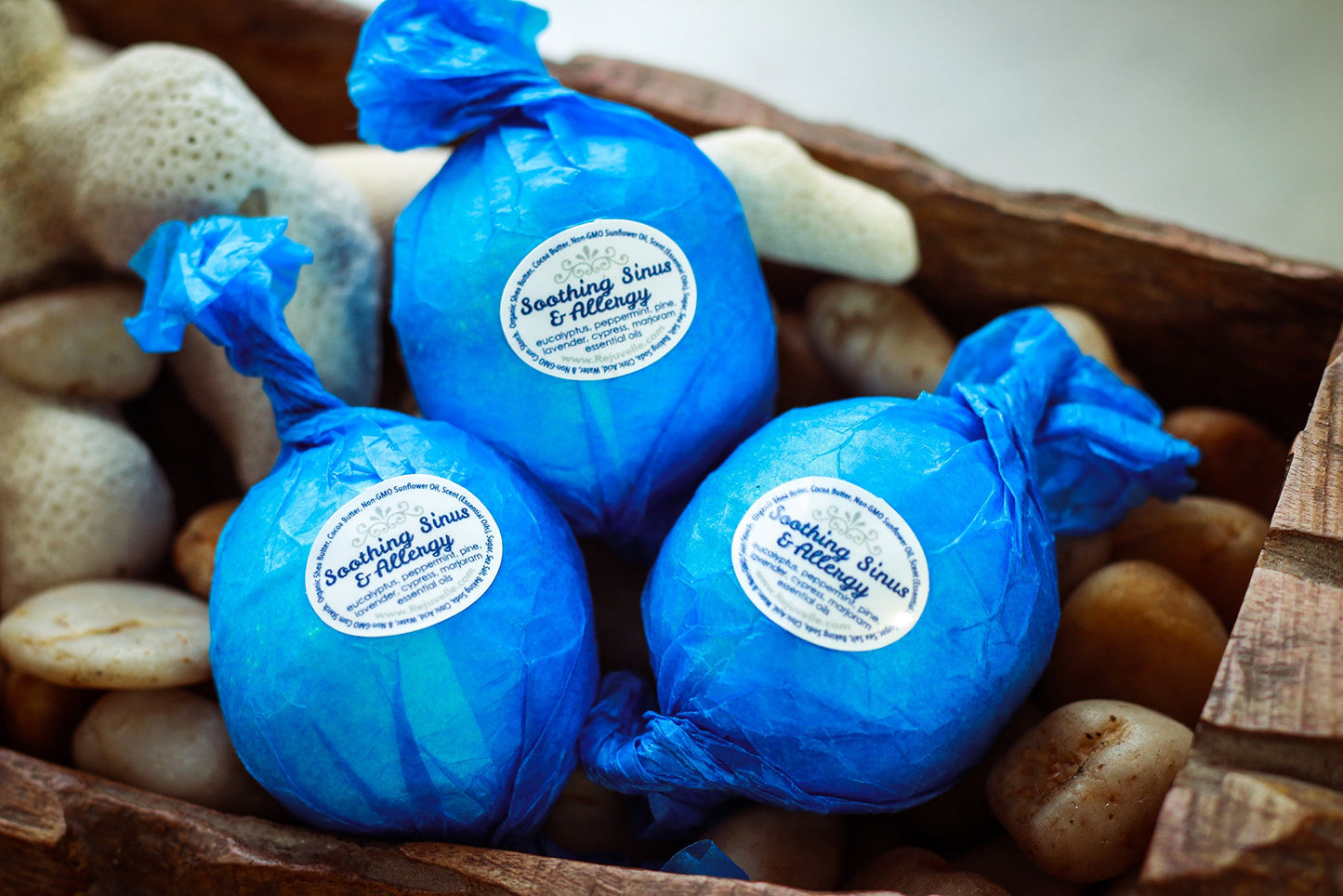 Rejuvelle Bath Bomb Gift Set -6 All Natural Soothing Sinus, Allergy, And Congestion Relief Fizzies. Eucalyptus, Peppermint Essential Oils to Help You Breathe Easy! Enjoy a Moisturizing Fizzy Fun Bath.