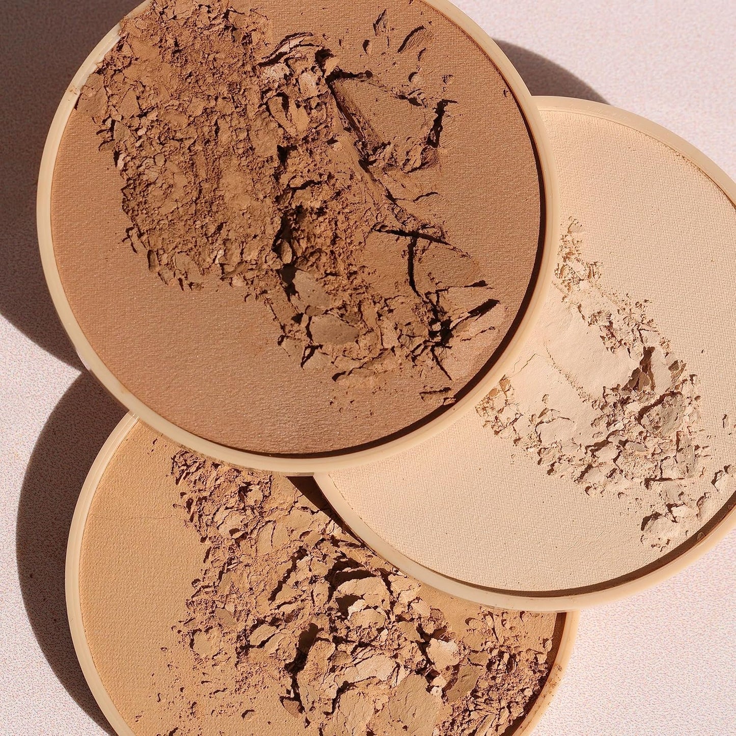 Wander Beauty Powder Foundation - Golden Rich | Blurs & Evens Skin Tone, Hydrating Formula - 0.31 oz